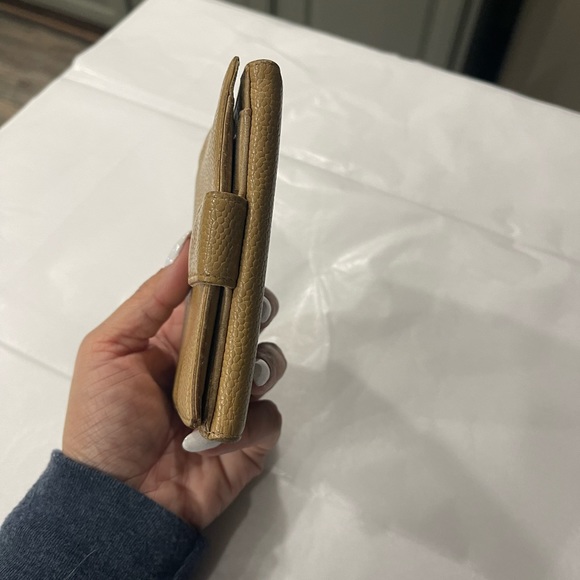 Chanel Tan Caviar Leather Bifold Wallet - Picture 5 of 12